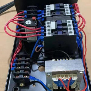 Bên Trong Tời Cáp