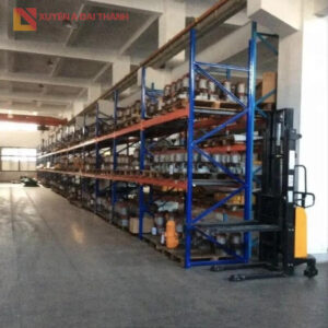 ben-trong-xuong-ba-lang-xich-dien-10-tan