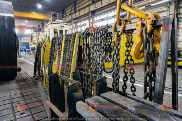 ung-dung-day-xich-keo-hang