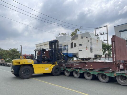 CHo thuê Xe nâng TPHCM