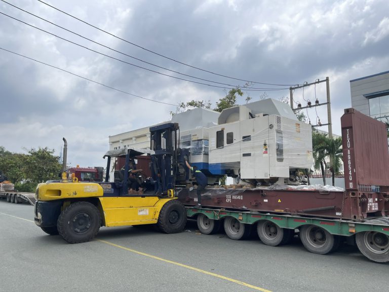 CHo thuê Xe nâng TPHCM