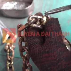 Xích đúc chịu lực được sản xuất thủ công