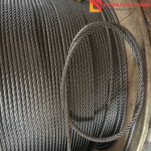 Ảnh cận cuộn dây cáp inox 304 chụp bởi Xuyên Á Đại Thành