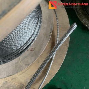 Cáp thép cẩu 6x37+IWRC có mạ kẽm lớp ngoài