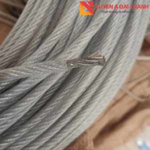 Phần cáp bên trong lớp nhựa PVC