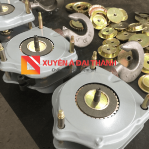 Bên trong palang xích kéo tay