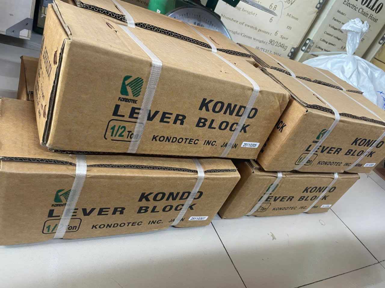 Thùng KONDO Lever Block 1/2 ton KONDOTEC nhập khẩu Nhật Bản